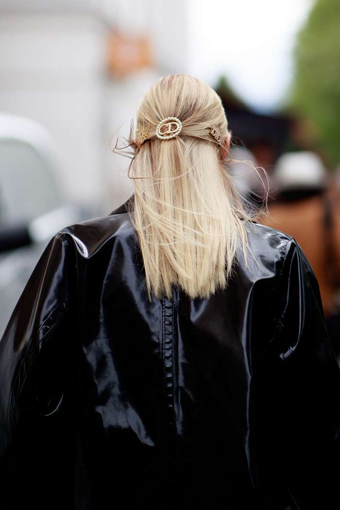 Fall 2021 Paris Couture week street style hair accessories